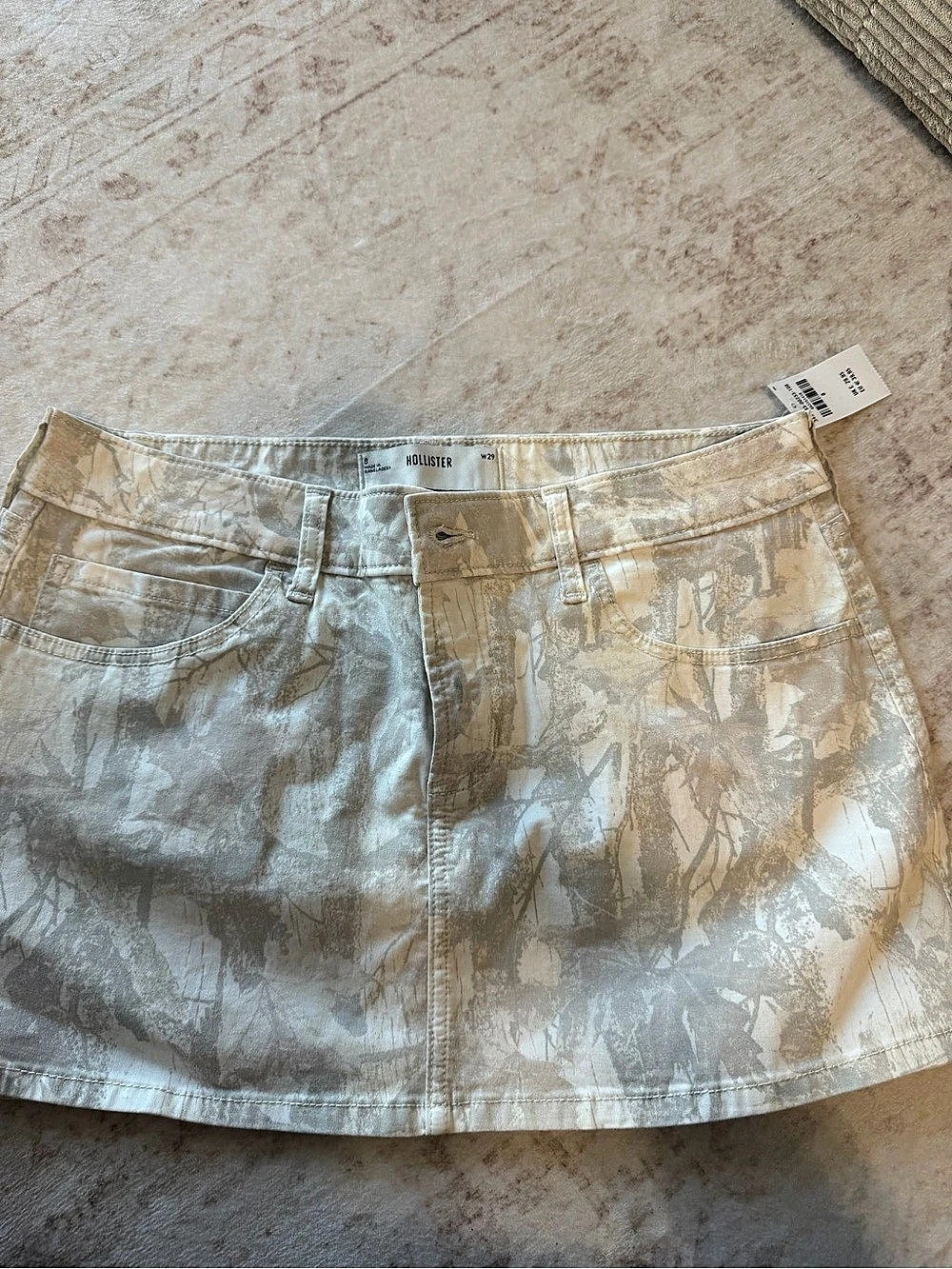 HOLLISTER Mini Skirt in Blue Waist 26 Like New